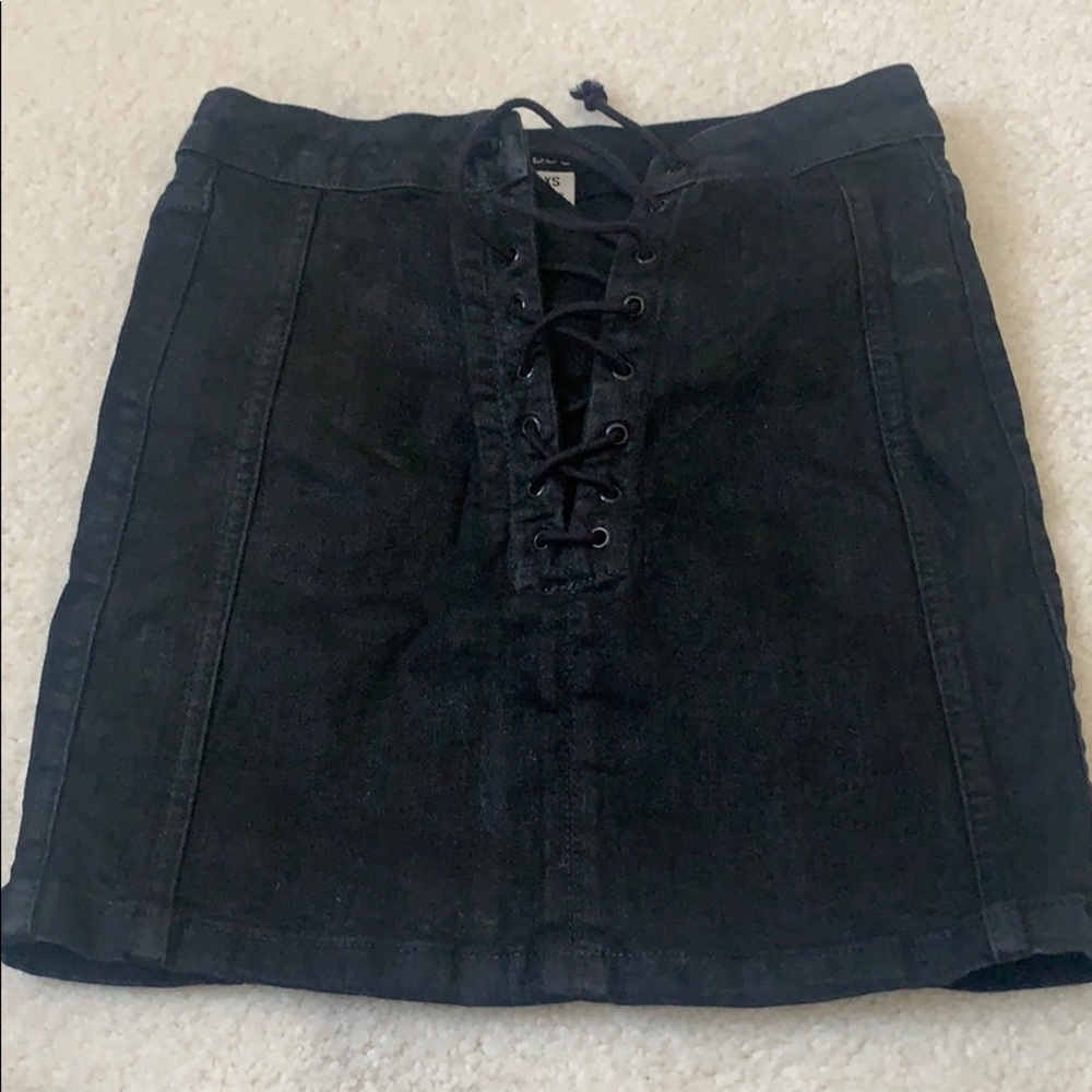 BDG lace up skirt